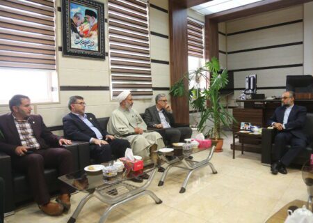 مسئولان و متولیان فرهنگی باید با هدف جذب وارد عمل شوند