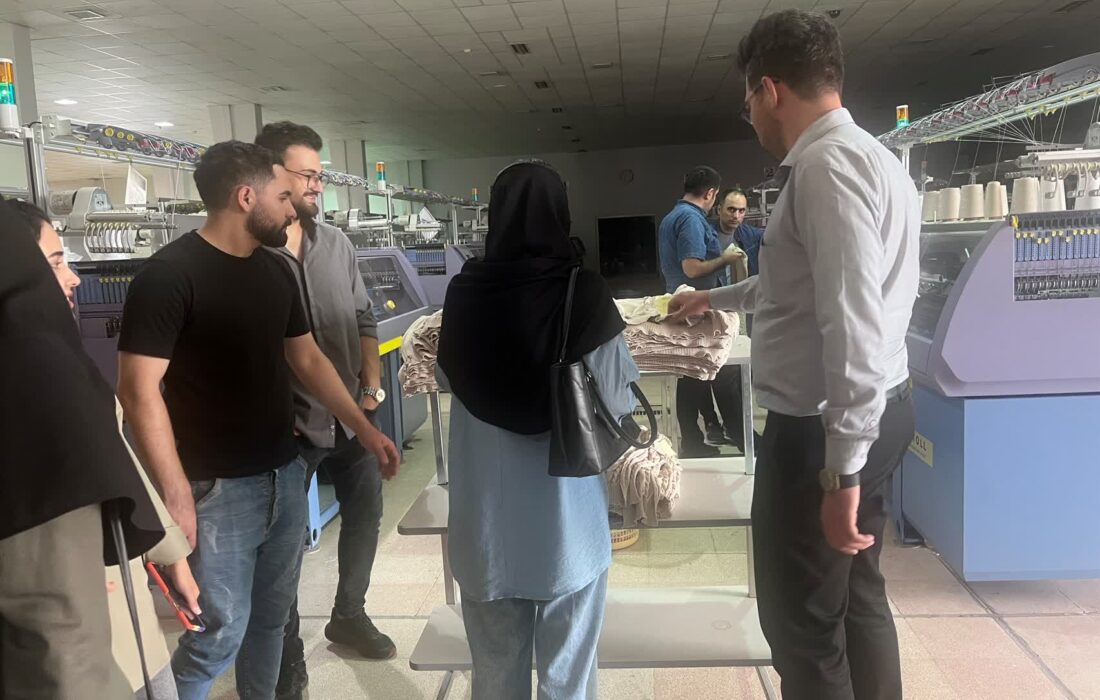 بازدید دانشجویان رشته پرستاری از کارخانجات سبلان پارچه اردبیل + تصاویر