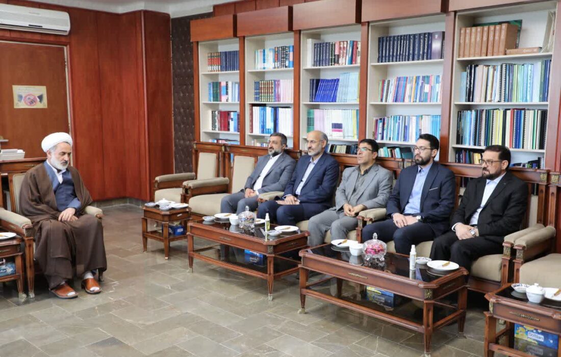 تاکید بر لزوم استمرار و گسترش تعاملات به منظور ارایه خدمت رسانی بیشتر به مردم
