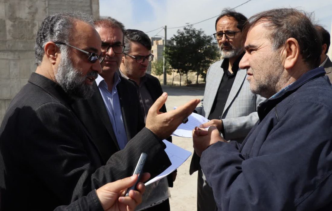 زیرسازی و آسفالتریزی خیابان اصلی شهرک ولیعصر اردبیل انجام شد