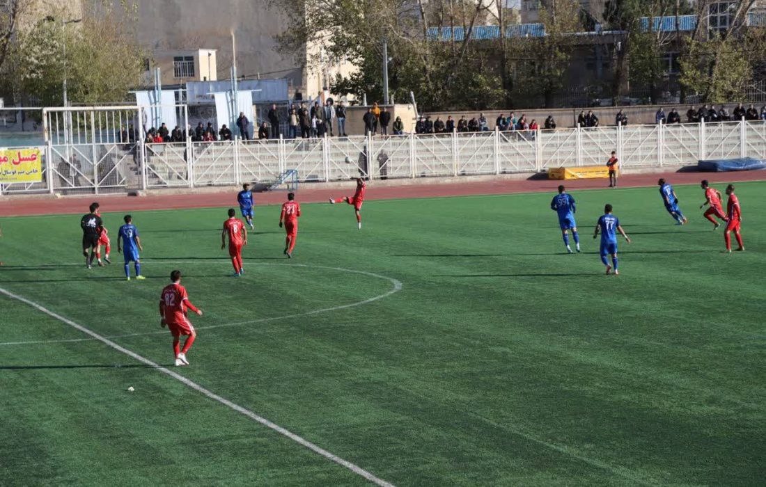 برد شیرین تیم فوتبال شهرداری اردبیل در زمین خود