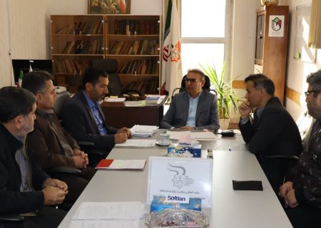 بررسی مسائل و مشکلات شهرک ساحلی آتا ماشین شهرستان اردبیل