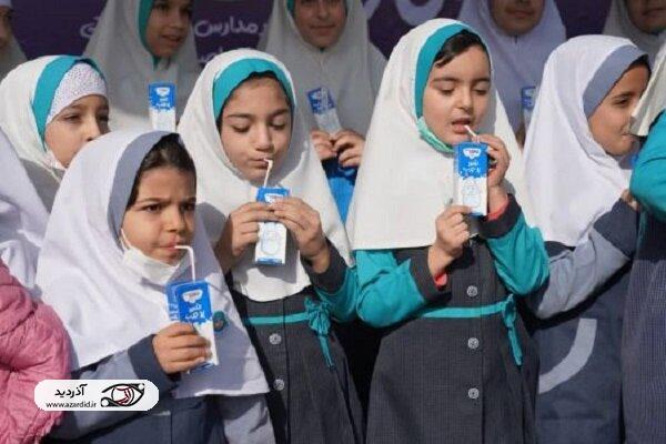 نظارت بر توزیع شیر رایگان در مدارس اردبیل