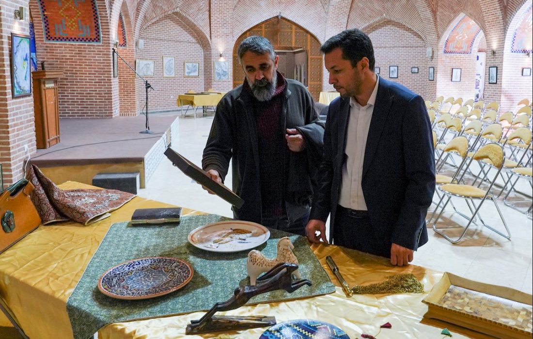 نمایش آثار راه یافته به دومین جشنواره صنایع‌دستی بسیج در نگارخانه خطایی