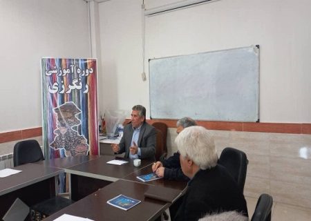 نخستین دوره آموزش تخصصی فرش دستبافت در جهاددانشگاهی اردبیل برگزار شد
