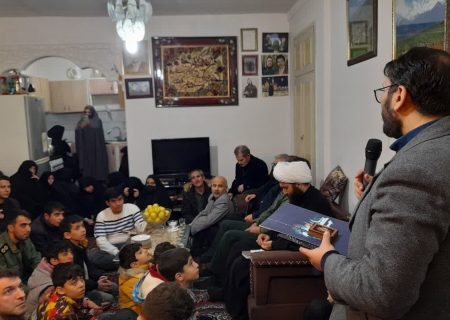 هیئت شهیده گمنام به همت کانون فرهنگی هنری الزهرا (س) در منزل شهید دنیادیده برگزار شد
