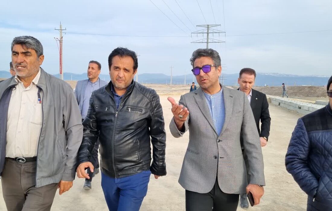 تامین ۱۰۰ دستگاه مخزن زباله جهت مدیریت مکانیزه پسماند شهرک صنعتی شماره دو اردبیل