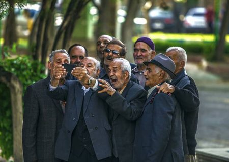 فعالیت ۱۳ مرکز نگهداری سالمند مرد و زن در استان اردبیل